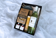 Load image into Gallery viewer, The Weekender Box