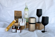 Load image into Gallery viewer, Ultimate Huski Gift Box
