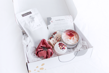 Load image into Gallery viewer, Shower Gift Box