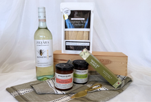 Load image into Gallery viewer, The Vino Box