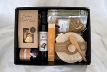Load image into Gallery viewer, Cheese Lover Box