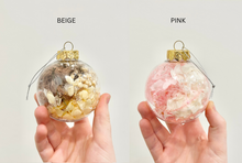 Load image into Gallery viewer, Personalised Floral Baubles