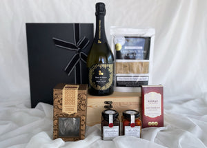 Gourmet Nibbles Gift Box