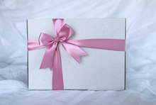 Load image into Gallery viewer, Sweet Moments Gift Box