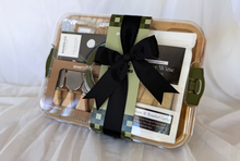 Load image into Gallery viewer, Party Box - Gift Set