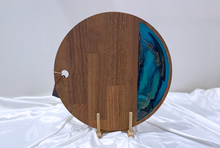 Load image into Gallery viewer, Large Round Resin Cheeseboards